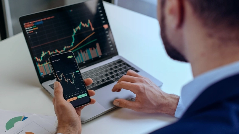 Dexino Lura KI-Handelsdashboard